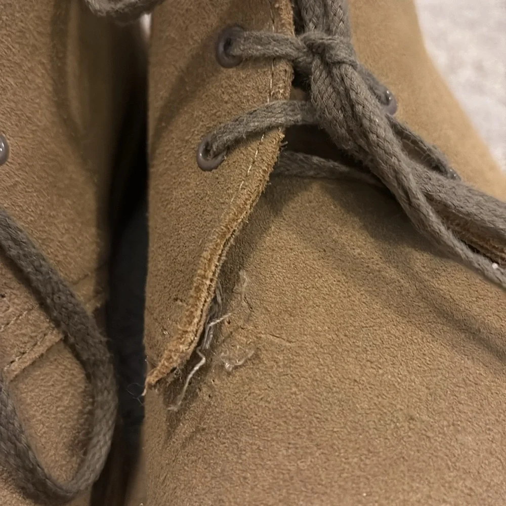 Clarks ankle boots size 10.5 W